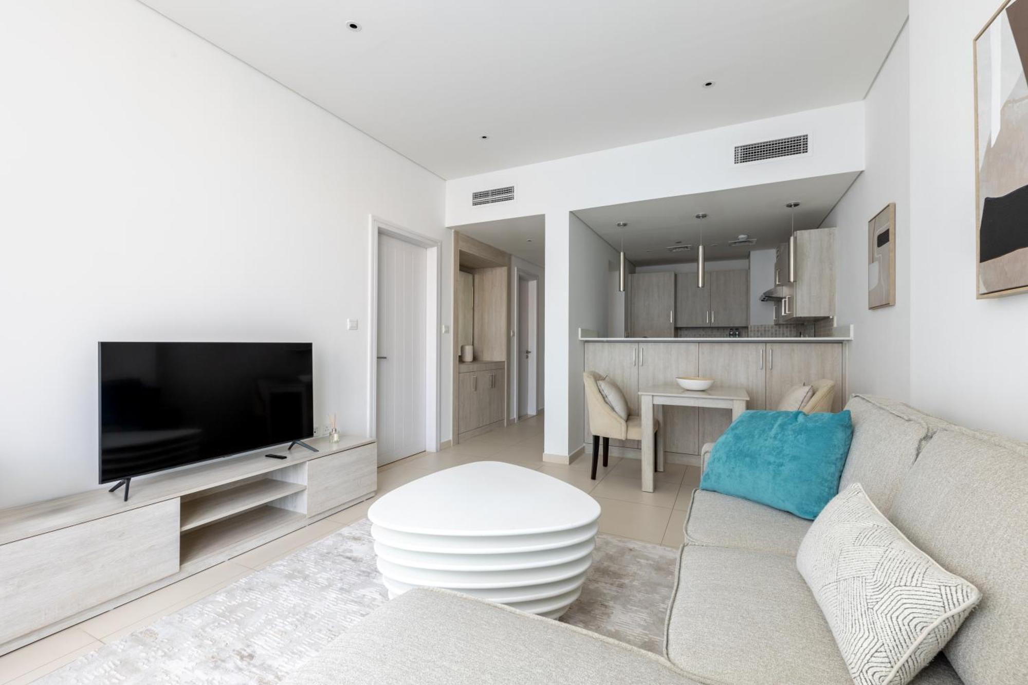 Stylish One-bedroom Oasis - Prime Palm Location Appartement *