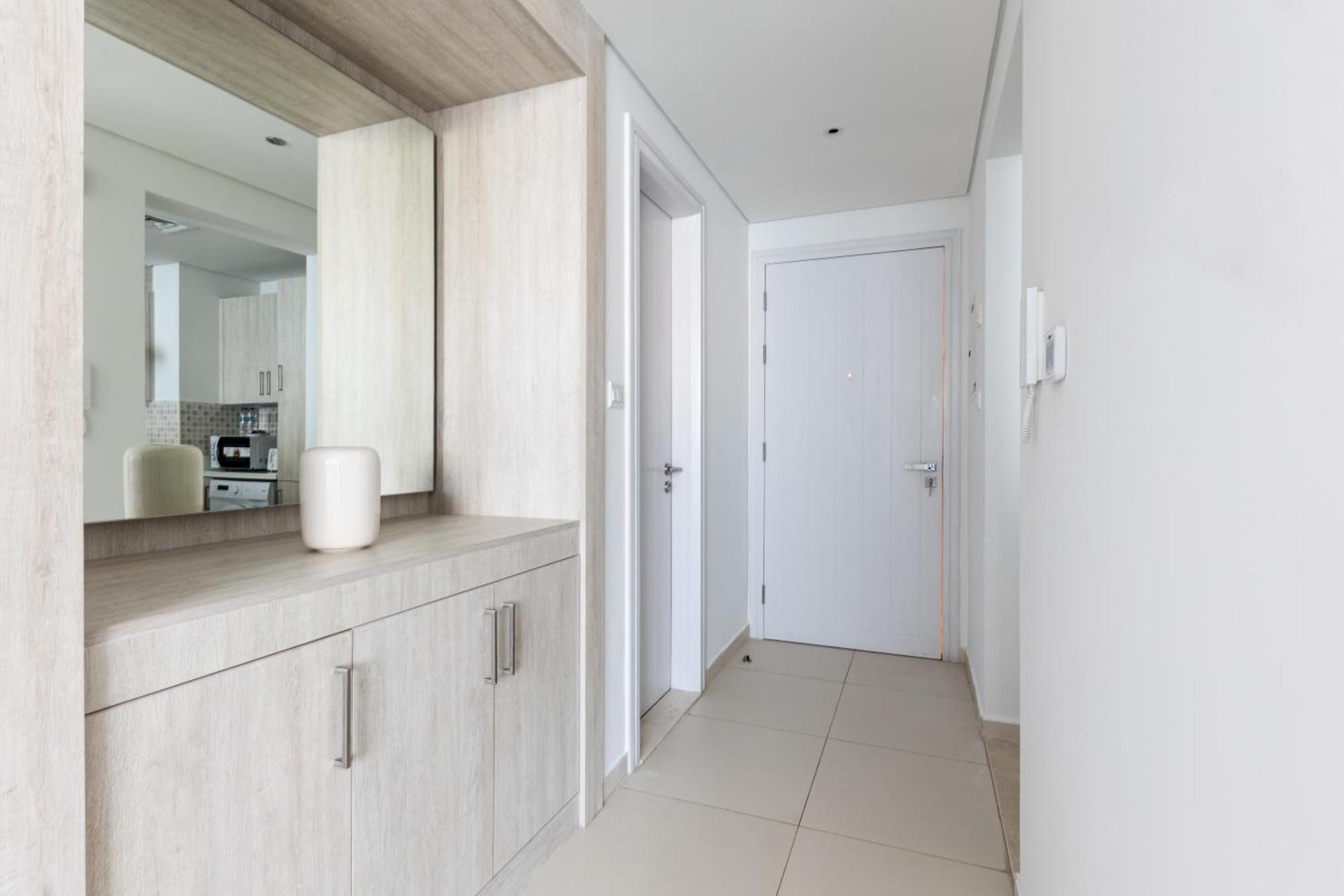 Appartement Stylish One-bedroom Oasis - Prime Palm Location
